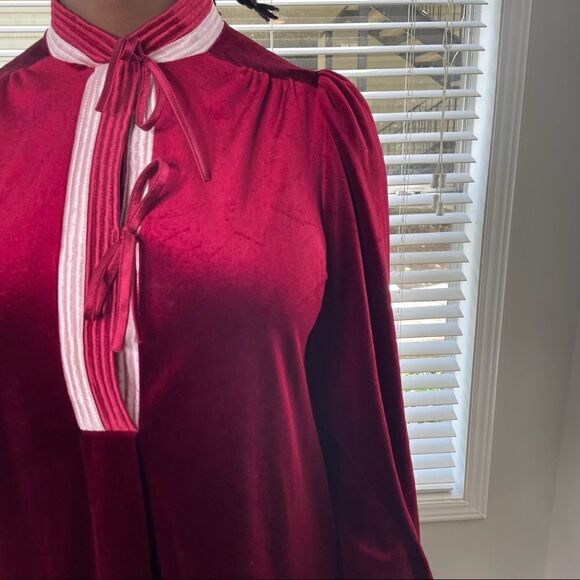VINTAGE Barad & Co Velvet Velour Nightgown Tie Neck Puff Shoulder Mini Dress - Picture 13 of 16